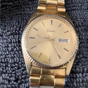 Seiko Quartz SQ Day-Date View To Kill James Bond 6923-8080